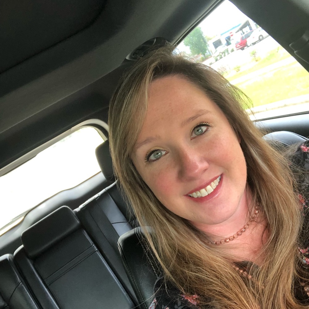 Meet your Posher, Holly